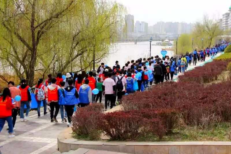 1554187289.jpg 关爱自闭症儿童黄播平台在行动3.jpg