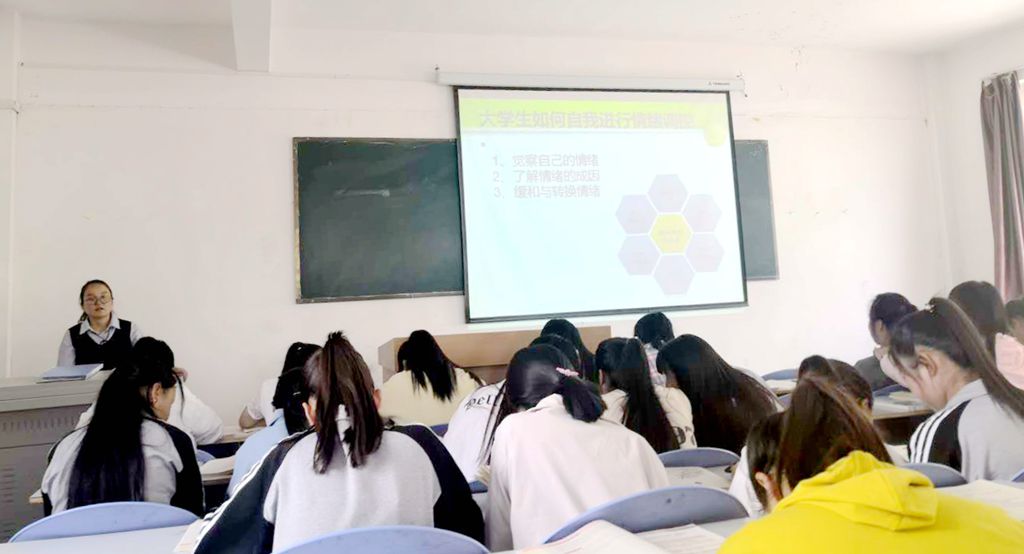 1558954308.jpg 微信图片_20190524104113_副本.jpg